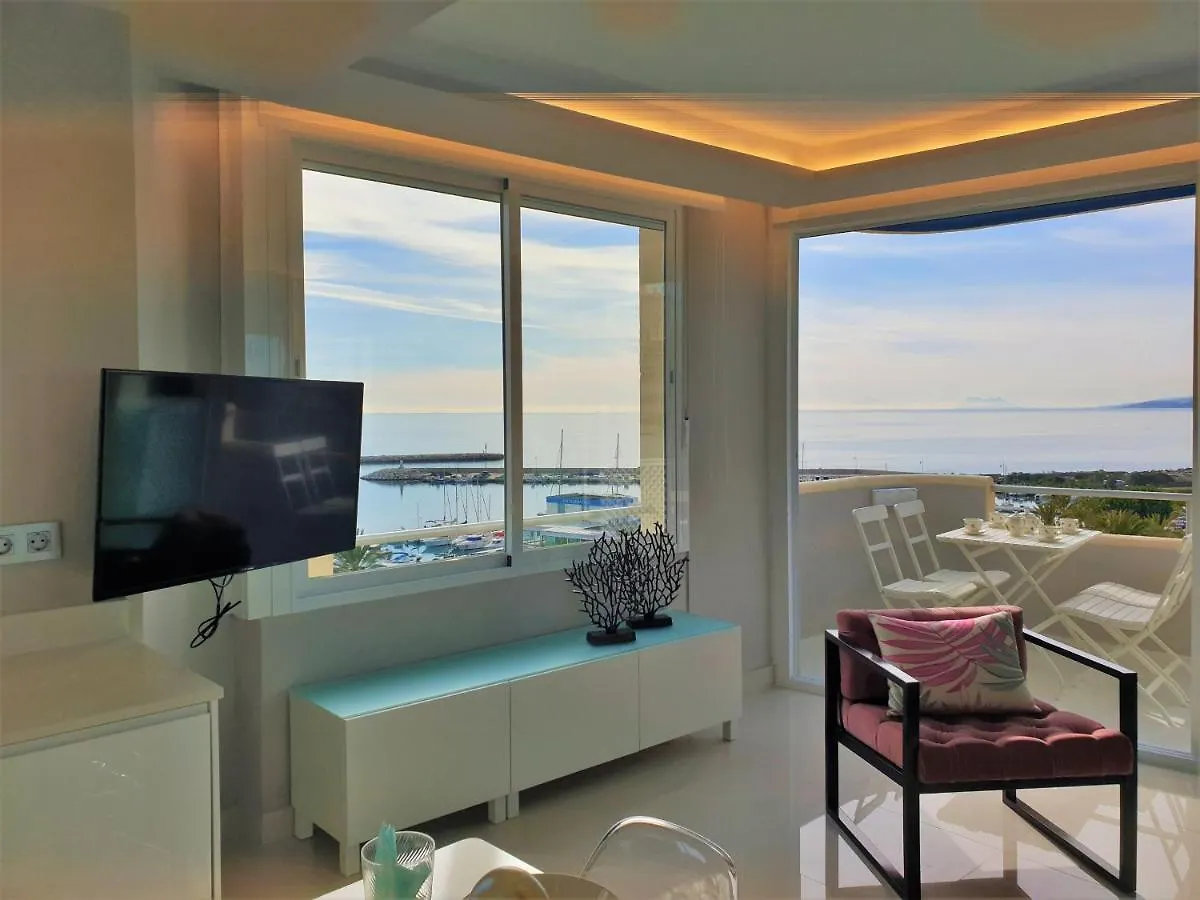 Fabulous Apartment In Front Of Sea & Marina With Incredible Views Estepona 0*,