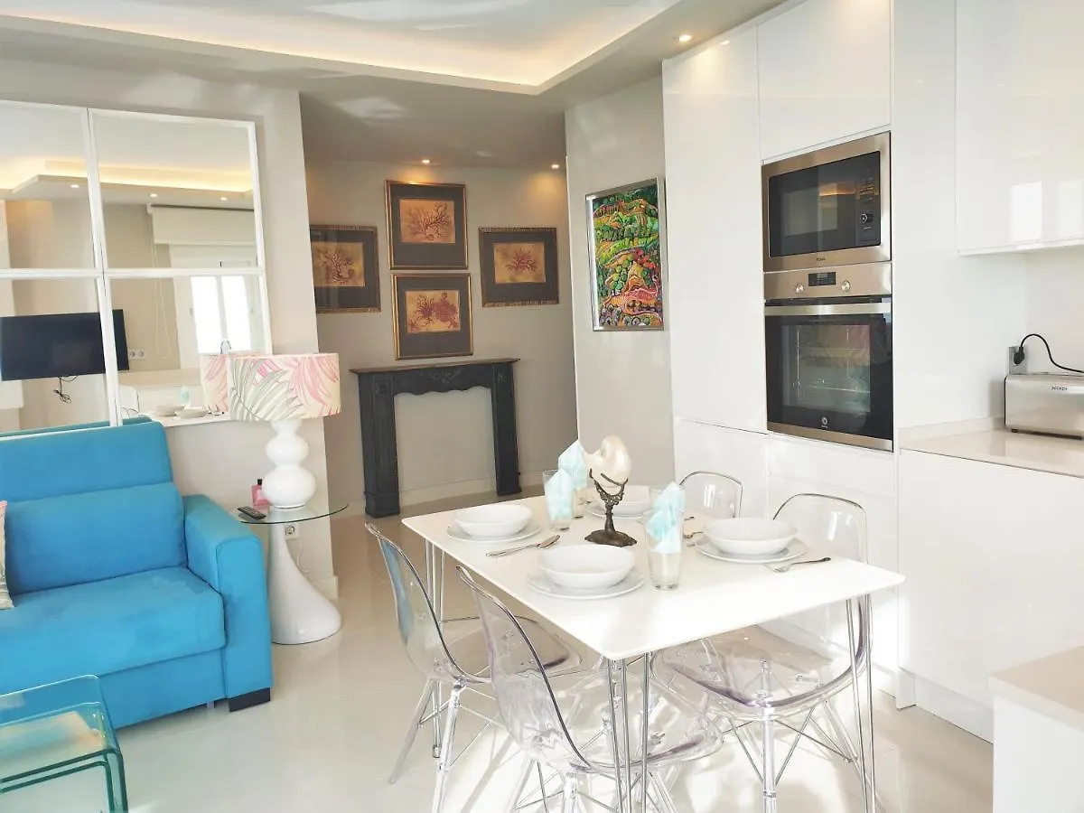 Fabulous Apartment In Front Of Sea & Marina With Incredible Views Estepona